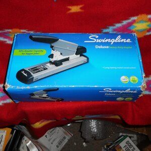 Swingline Deluxe Heavy-Duty Stapler 160-Sheet Capacity Model #39005